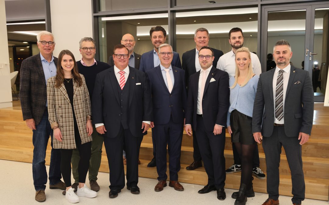 Hannsgeorg Schönig für drei weitere Jahre MCV-Präsident