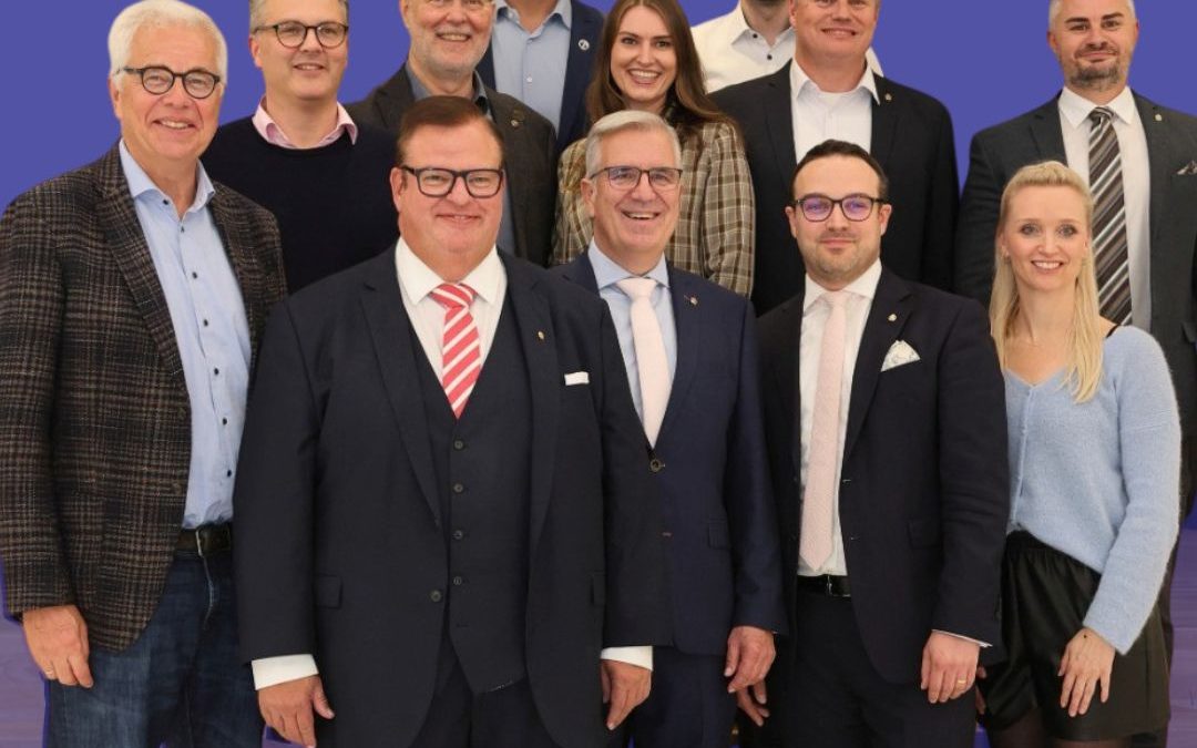 Hannsgeorg Schönig für drei weitere Jahre MCV-Präsident